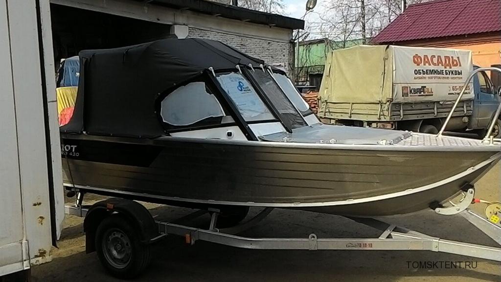 Ходовой тент на лодку «Салют 430 Про», изготовлен на заказ в Томске